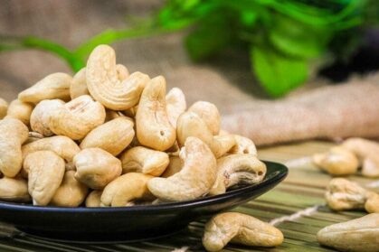 shelled-cashew-kernels (1)